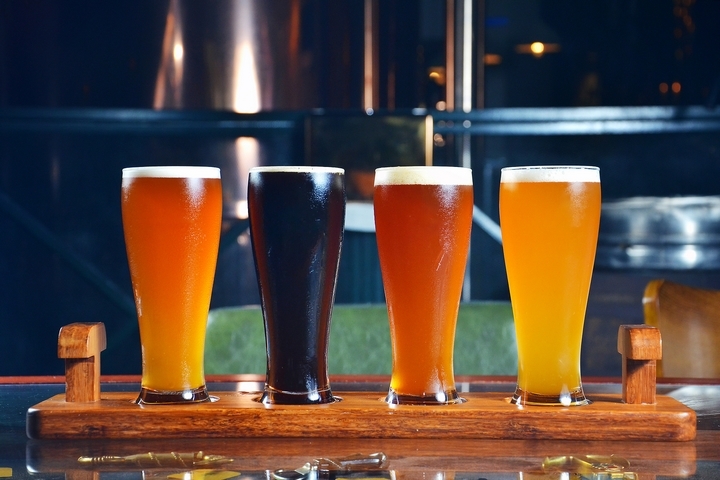 9 Types of Barware Glasses Used in Restaurants