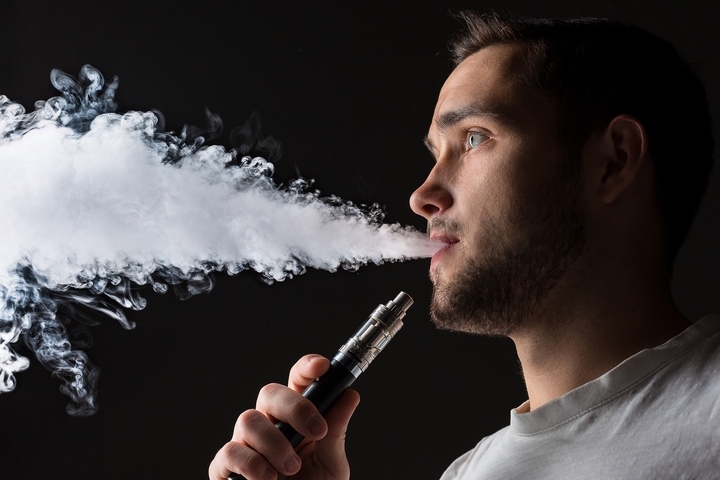 How To Smoke A Vape Pen For The First Time The Bottoms Up Blog